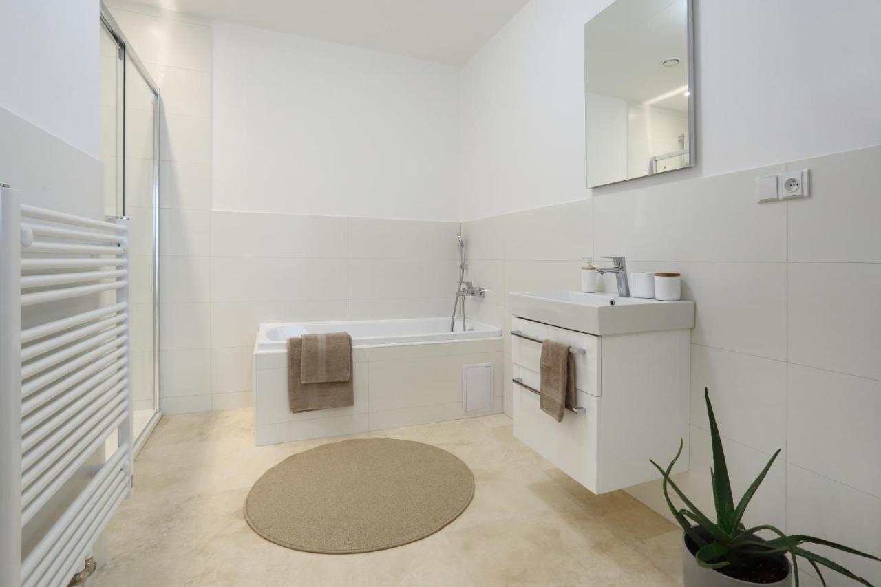 Apartmany Omega Ланшкроун Экстерьер фото